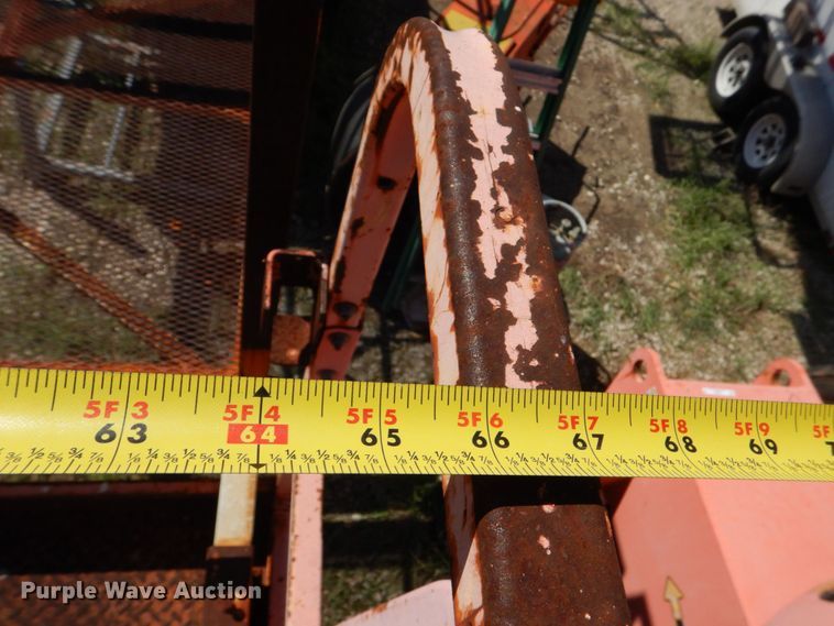 image for item LS9884 2001 JLG 40RTS  scissor lift