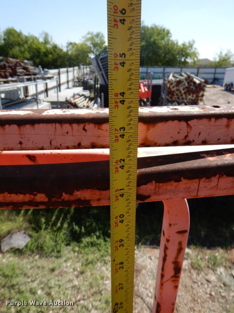 image for item LS9884 2001 JLG 40RTS  scissor lift