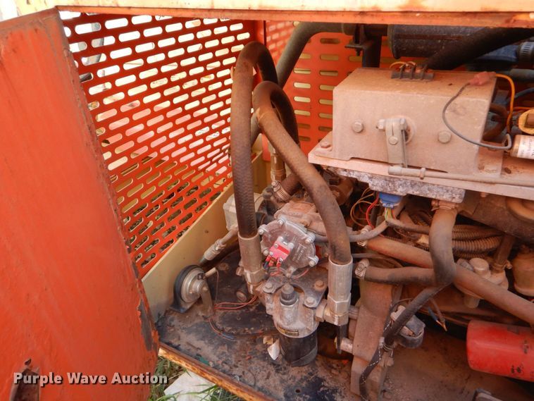 image for item LS9884 2001 JLG 40RTS  scissor lift