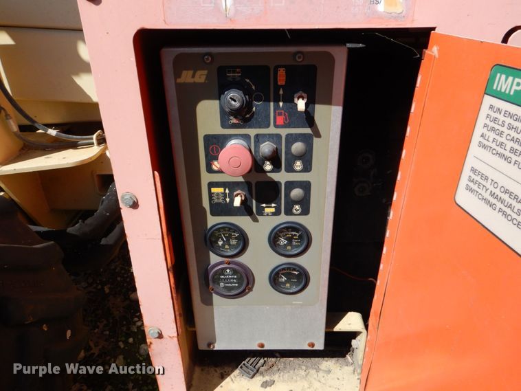 image for item LS9884 2001 JLG 40RTS  scissor lift