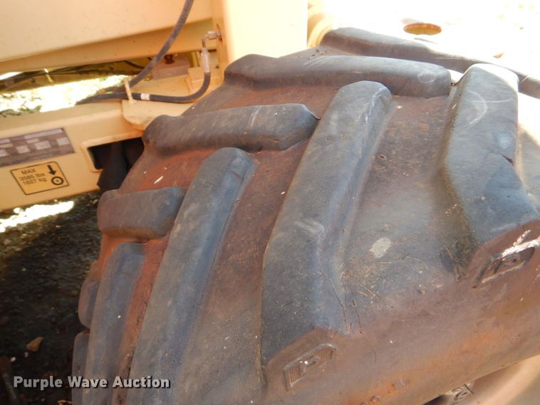 image for item LS9884 2001 JLG 40RTS  scissor lift