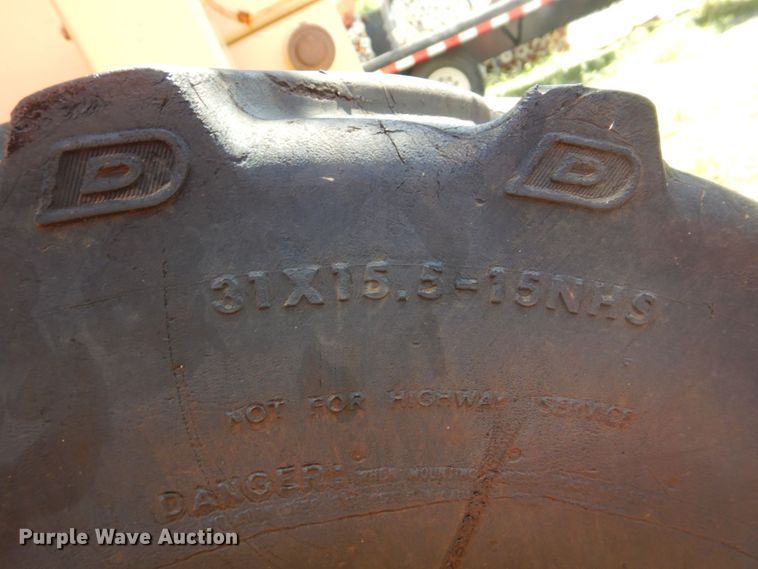 image for item LS9884 2001 JLG 40RTS  scissor lift