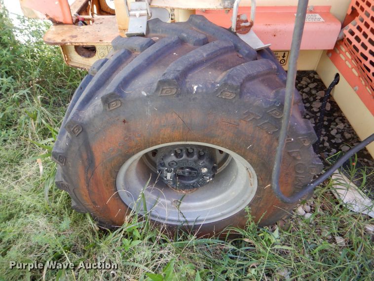 image for item LS9884 2001 JLG 40RTS  scissor lift