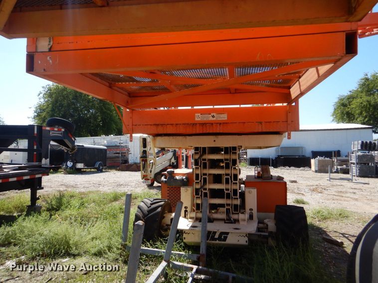 image for item LS9885 2001 JLG 40RTS  scissor lift