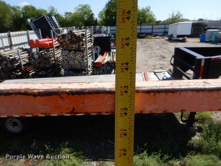 image for item LS9885 2001 JLG 40RTS  scissor lift