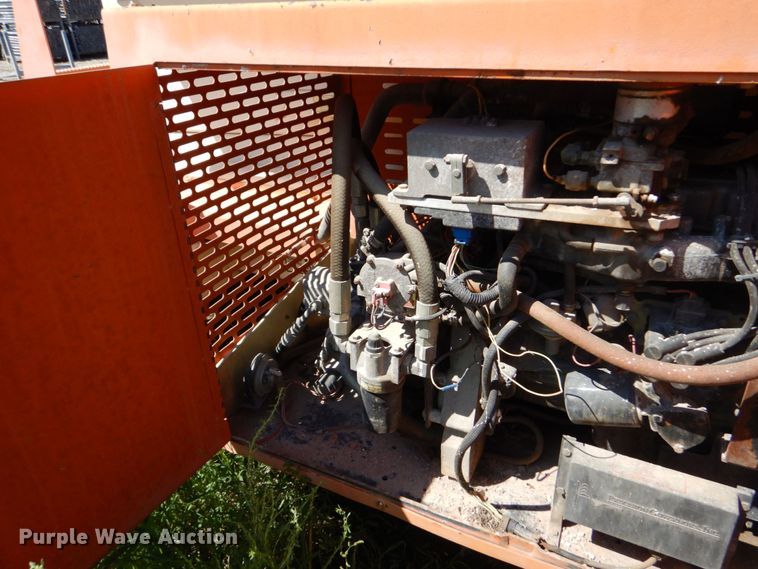 image for item LS9885 2001 JLG 40RTS  scissor lift