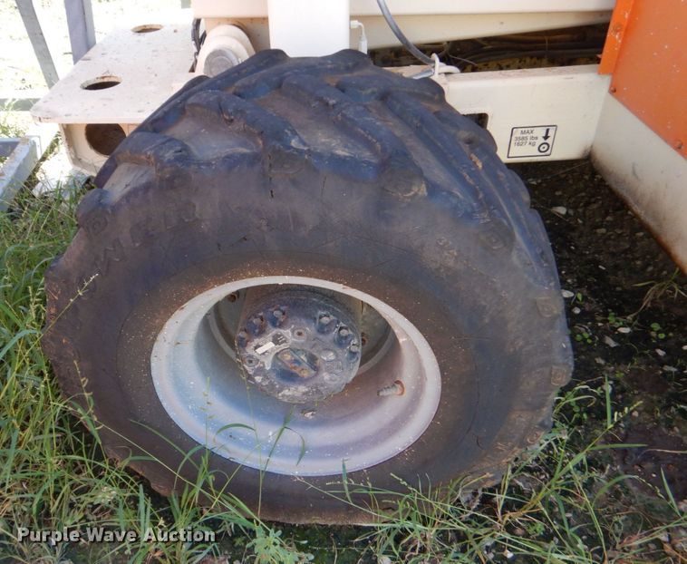 image for item LS9885 2001 JLG 40RTS  scissor lift