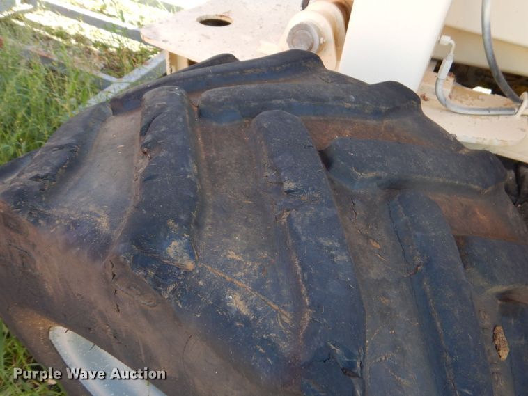 image for item LS9885 2001 JLG 40RTS  scissor lift