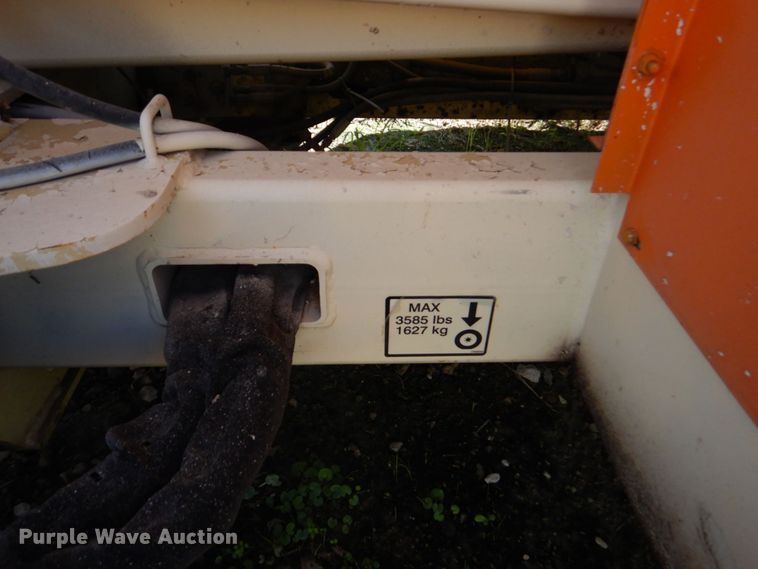 image for item LS9885 2001 JLG 40RTS  scissor lift