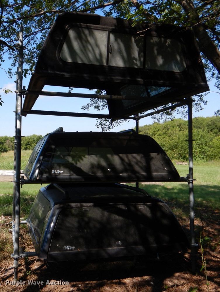 image for item LS9886 (3) pickup bed toppers