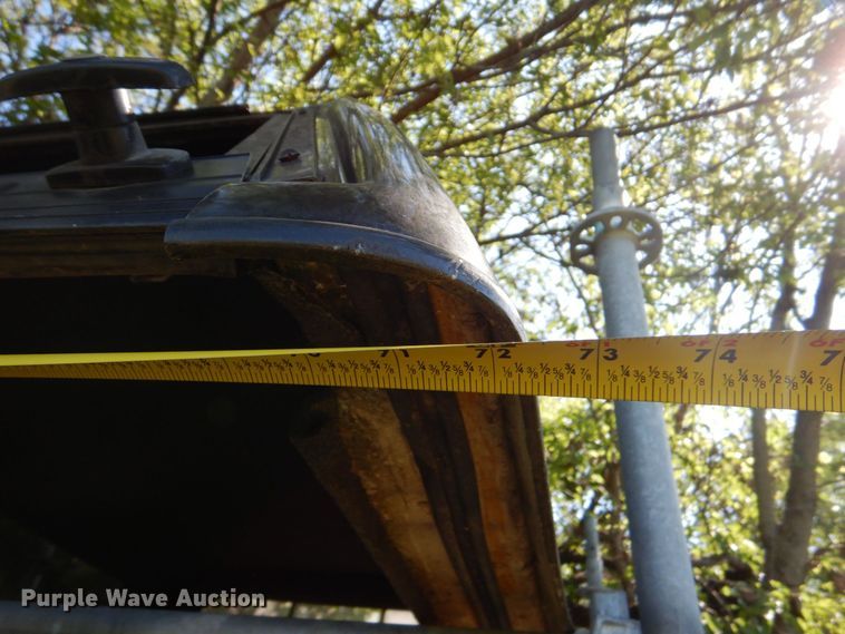 image for item LS9886 (3) pickup bed toppers