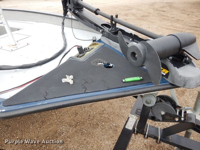 image for item LY9063 2000 Ranger Cherokee 116  boat