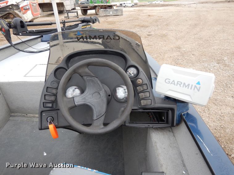 image for item LY9063 2000 Ranger Cherokee 116  boat