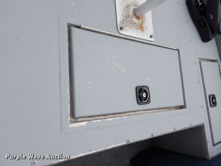 image for item LY9063 2000 Ranger Cherokee 116  boat