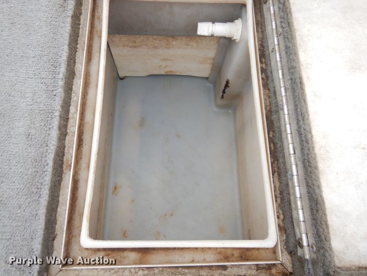 image for item LY9063 2000 Ranger Cherokee 116  boat