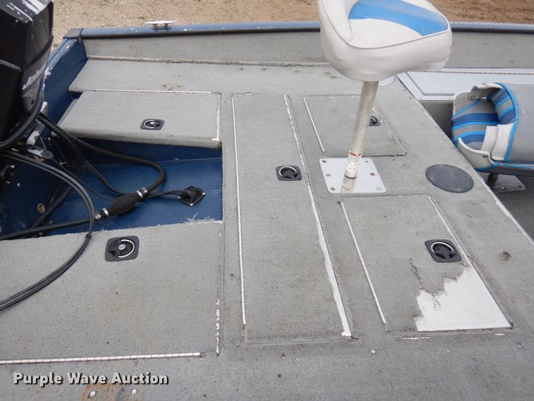 image for item LY9063 2000 Ranger Cherokee 116  boat