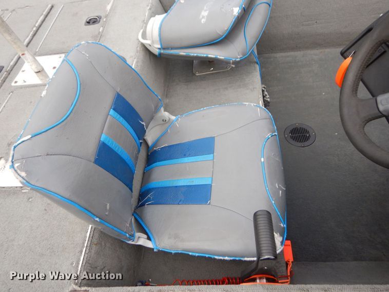 image for item LY9063 2000 Ranger Cherokee 116  boat