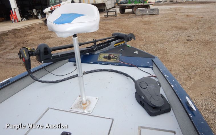 image for item LY9063 2000 Ranger Cherokee 116  boat