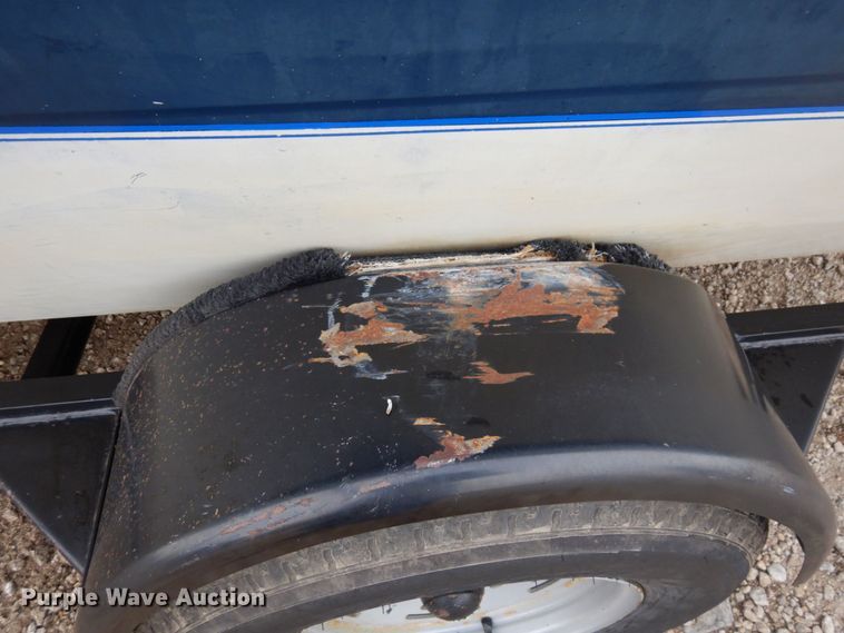 image for item LY9063 2000 Ranger Cherokee 116  boat