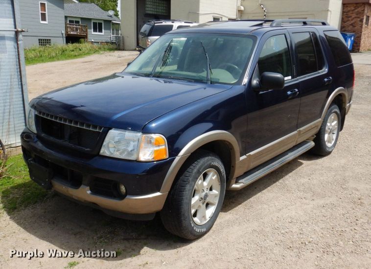 image for item MF9613 2003 Ford Explorer Eddie Bauer  SUV