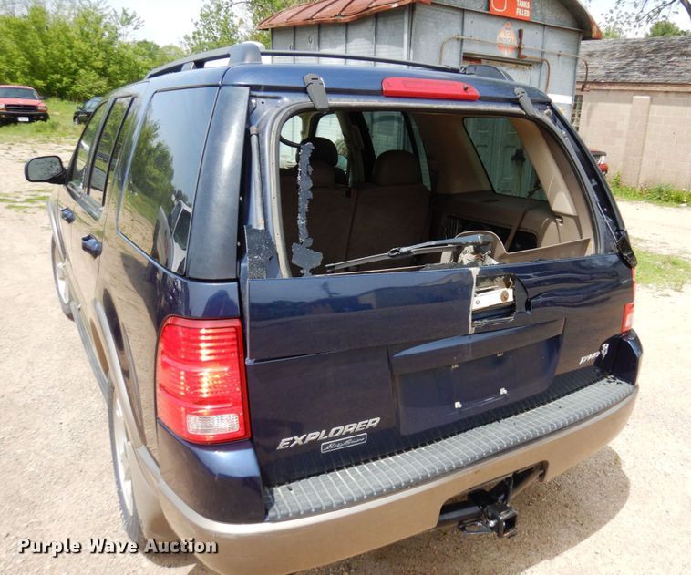 image for item MF9613 2003 Ford Explorer Eddie Bauer  SUV