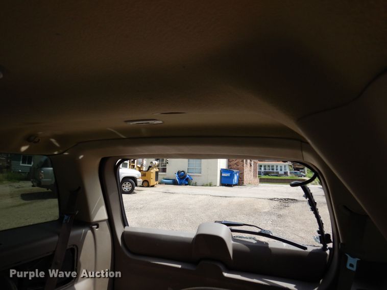 image for item MF9613 2003 Ford Explorer Eddie Bauer  SUV