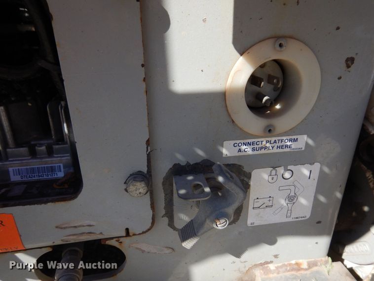 image for item MH9130 2004 Skyjack SJIII 3219  scissor lift