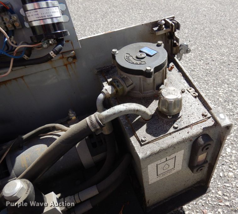 image for item MH9130 2004 Skyjack SJIII 3219  scissor lift