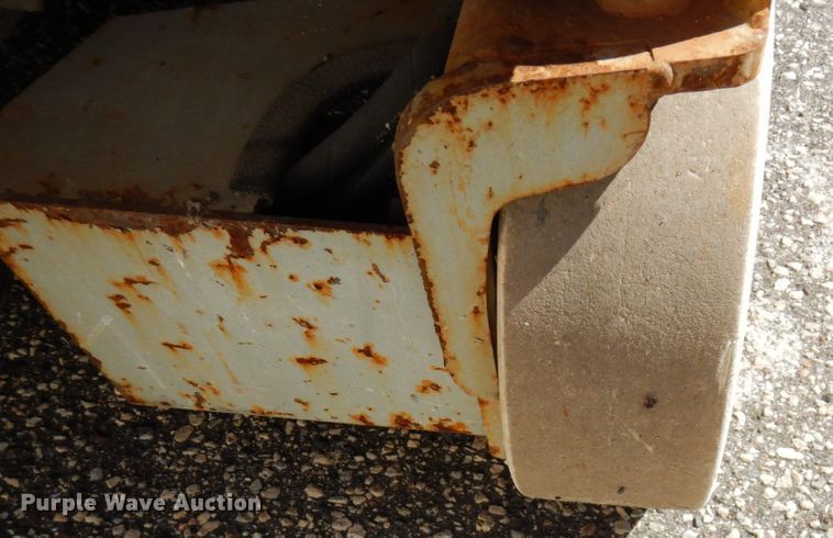 image for item MH9130 2004 Skyjack SJIII 3219  scissor lift