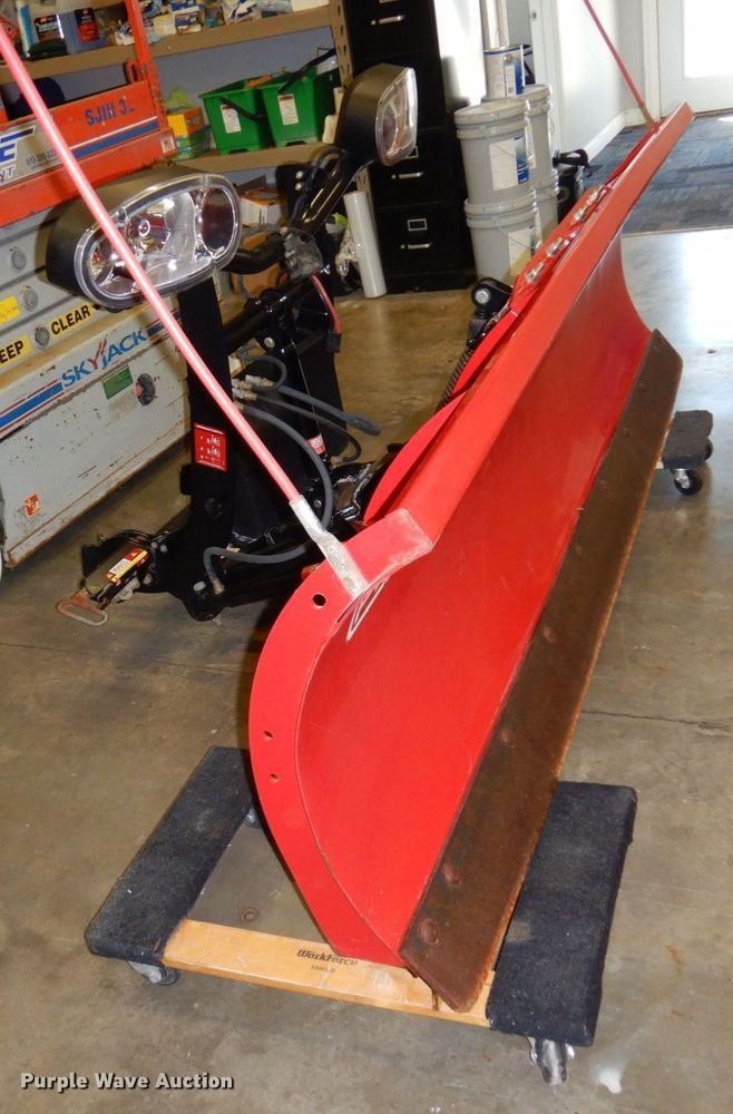 image for item MH9131 Boss RT3  snow plow