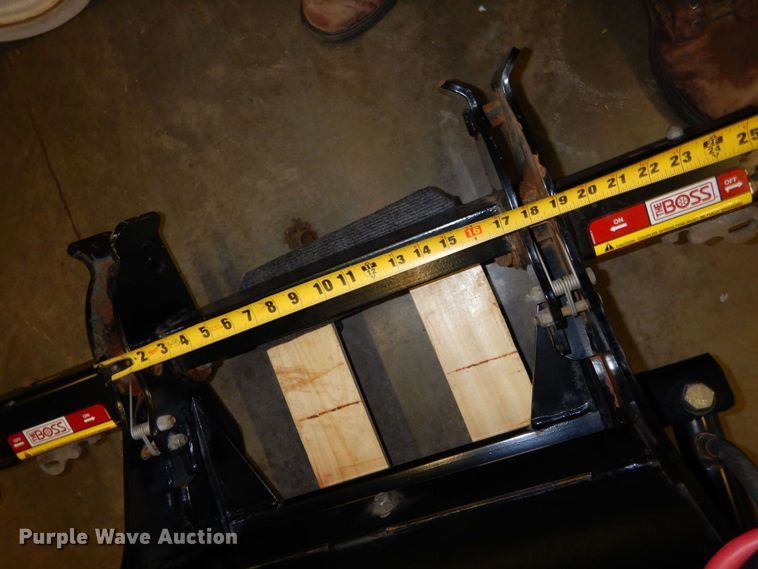 image for item MH9131 Boss RT3  snow plow