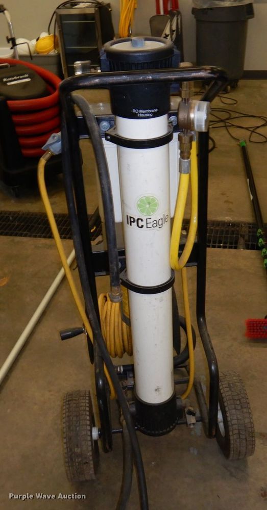 image for item MH9132 IPC Eagle  window cleaning system