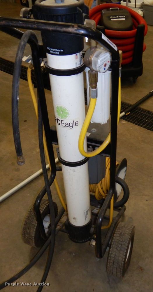 image for item MH9132 IPC Eagle  window cleaning system