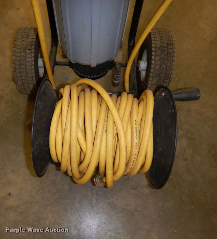 image for item MH9132 IPC Eagle  window cleaning system