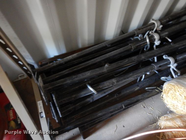 image for item MH9134 (23) shoring posts