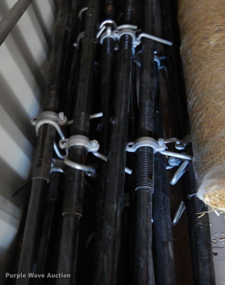 image for item MH9134 (23) shoring posts