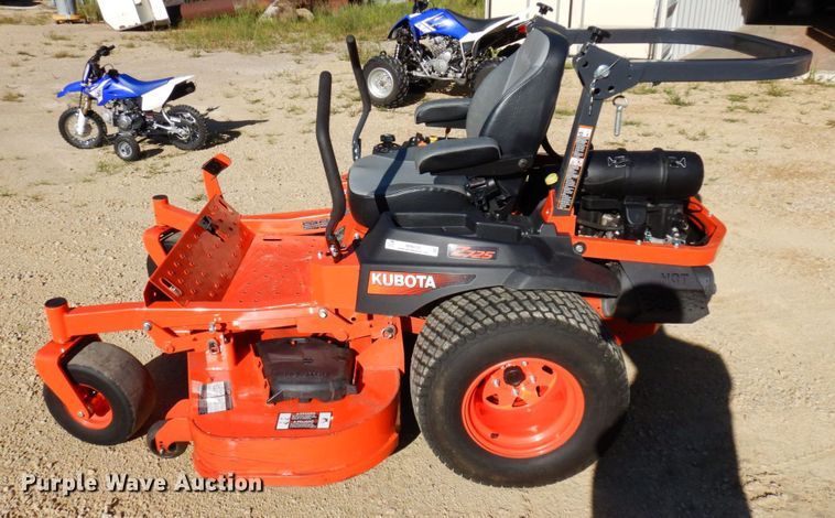 image for item MH9135 Kubota Z725KH  ZTR lawn mower
