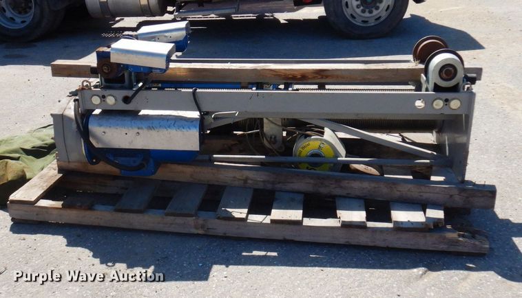 image for item MH9139 Detroit Hoist  gantry crane