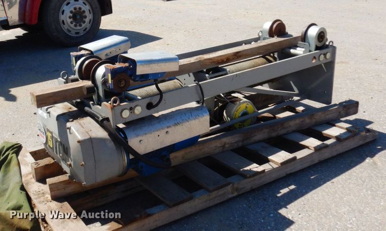 image for item MH9139 Detroit Hoist  gantry crane