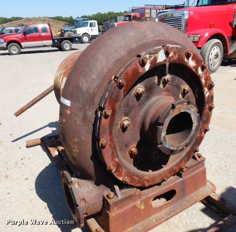 image for item MH9140 (2) centrifugal sand dredging pumps