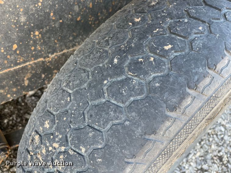 image for item MJ9135 2012 Texoma  Refuse trailer