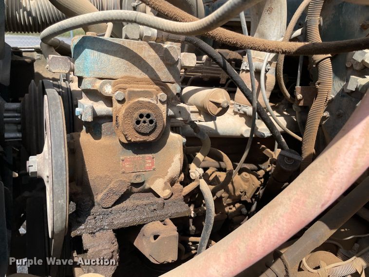 image for item MJ9156 1988 International F1954  water truck