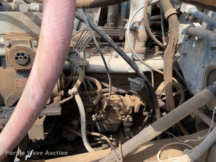 image for item MJ9156 1988 International F1954  water truck