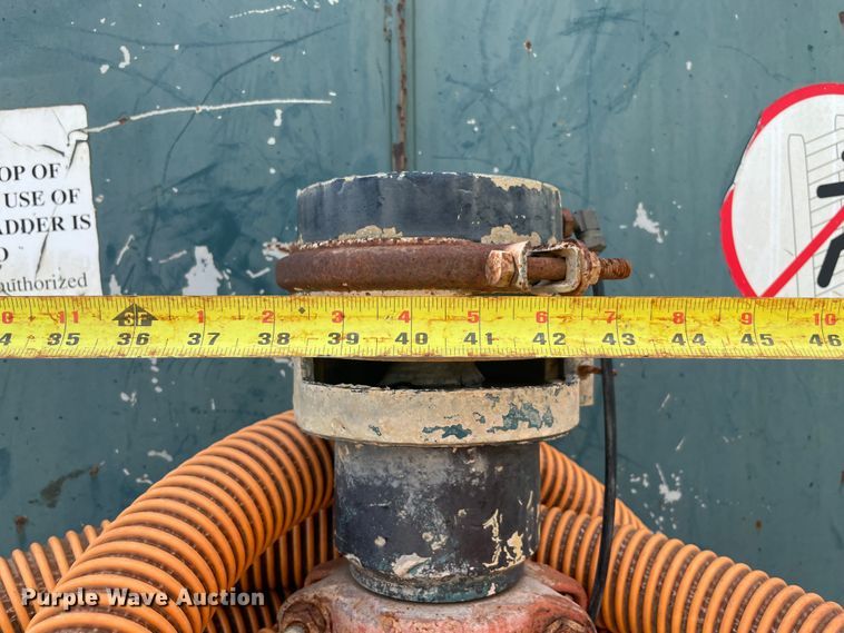 image for item MJ9156 1988 International F1954  water truck