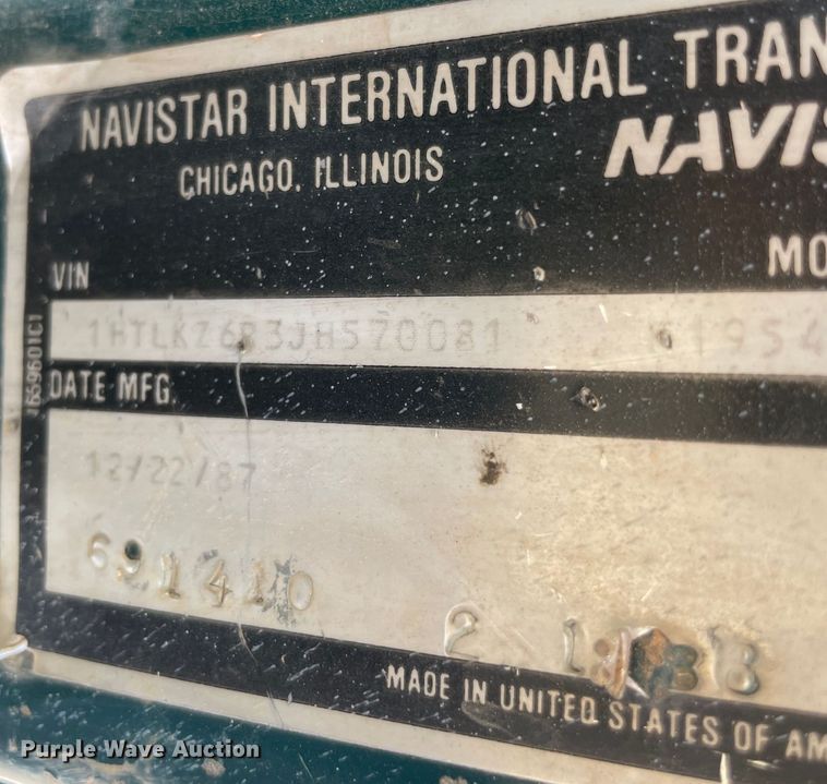 image for item MJ9156 1988 International F1954  water truck