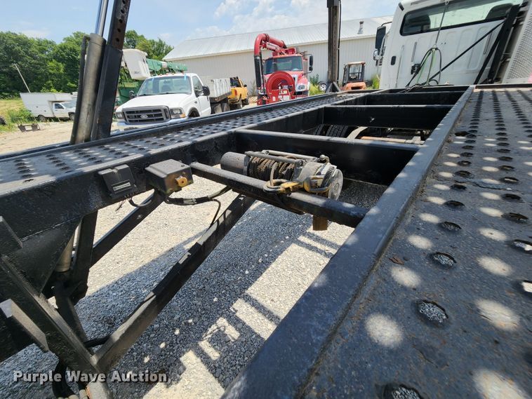 image for item MK9004 2013 Sun Country  car carrier