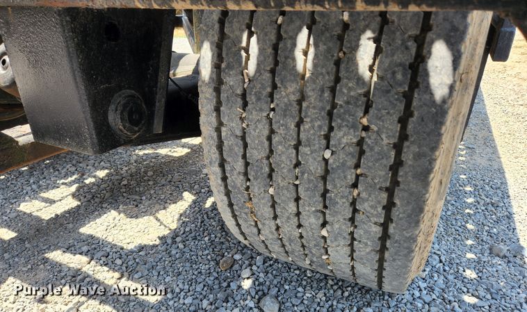 image for item MK9004 2013 Sun Country  car carrier