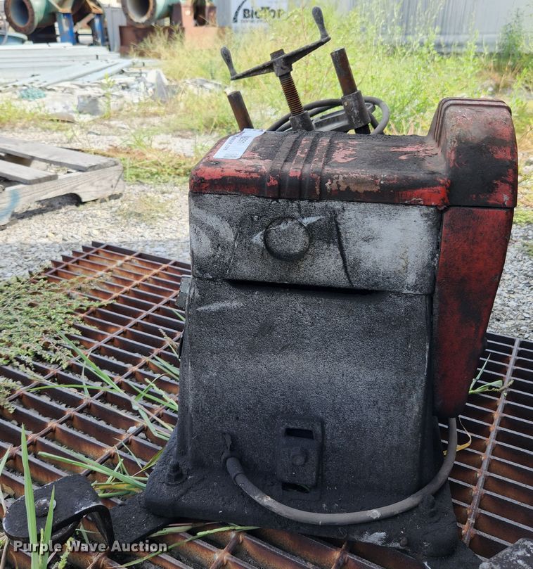 image for item MK9281 Red Devil  paint shaker