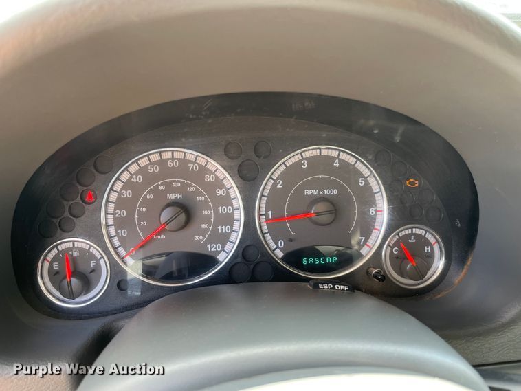 image for item MR9330 2007 Jeep Liberty Limited  SUV