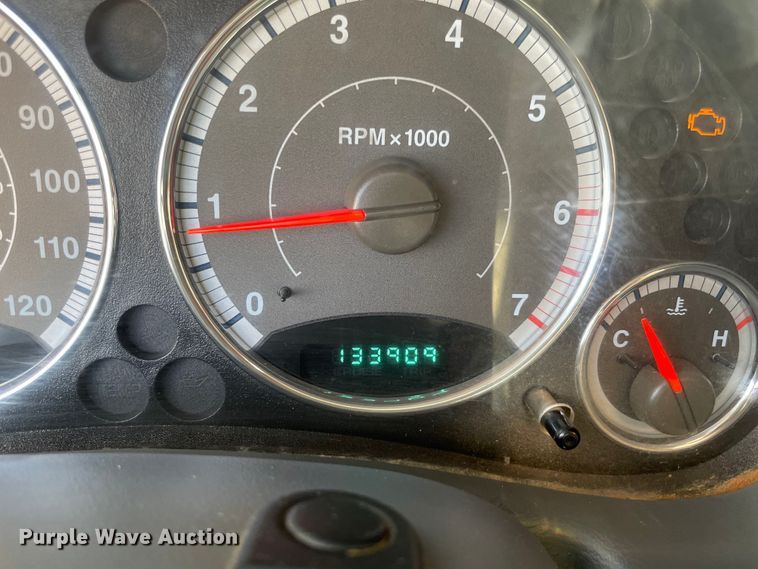 image for item MR9330 2007 Jeep Liberty Limited  SUV